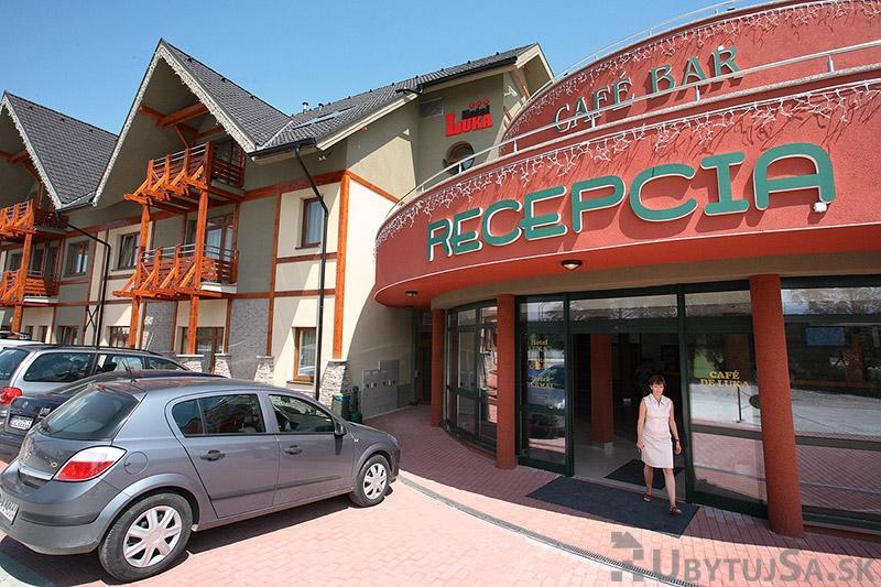 Bešeňová Apartman Nellinka חדר תמונה